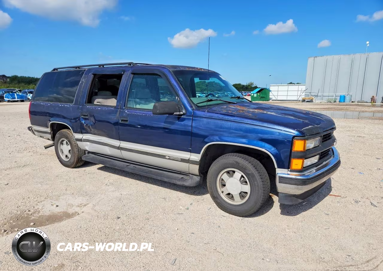 1997 Chevrolet Suburban C1500 VIN:1GNEC16R9VJ370719 - 4