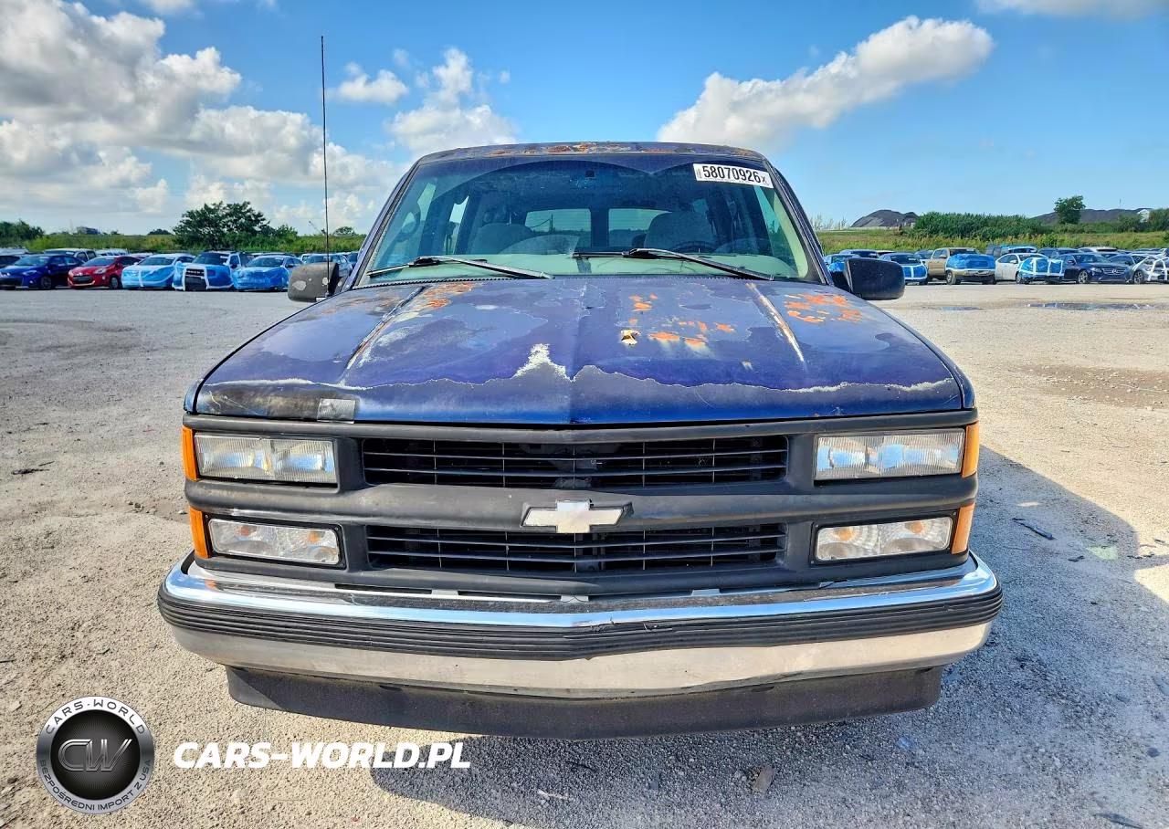1997 Chevrolet Suburban C1500 VIN:1GNEC16R9VJ370719 - 5