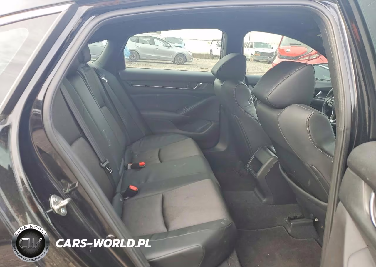 2018 Honda Accord Sport VIN:1HGCV1F37JA266490 - 10
