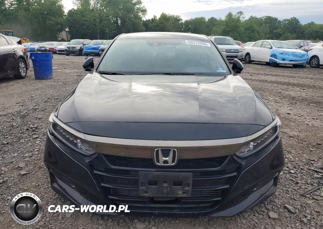 2018 Honda Accord Sport VIN:1HGCV1F37JA266490 - 5
