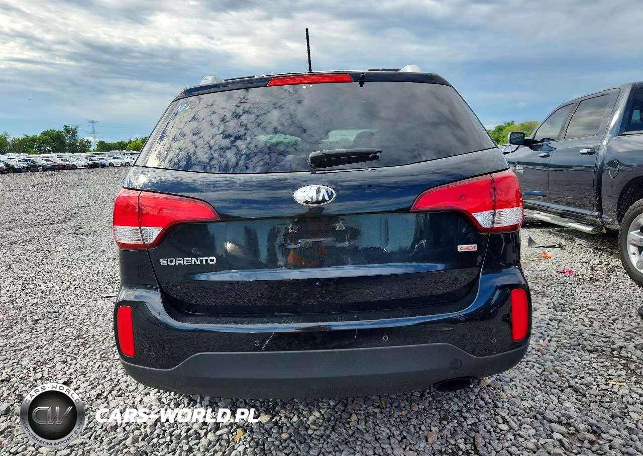 2015 Kia Sorento Lx VIN:5XYKTDA69FG582936 - 6