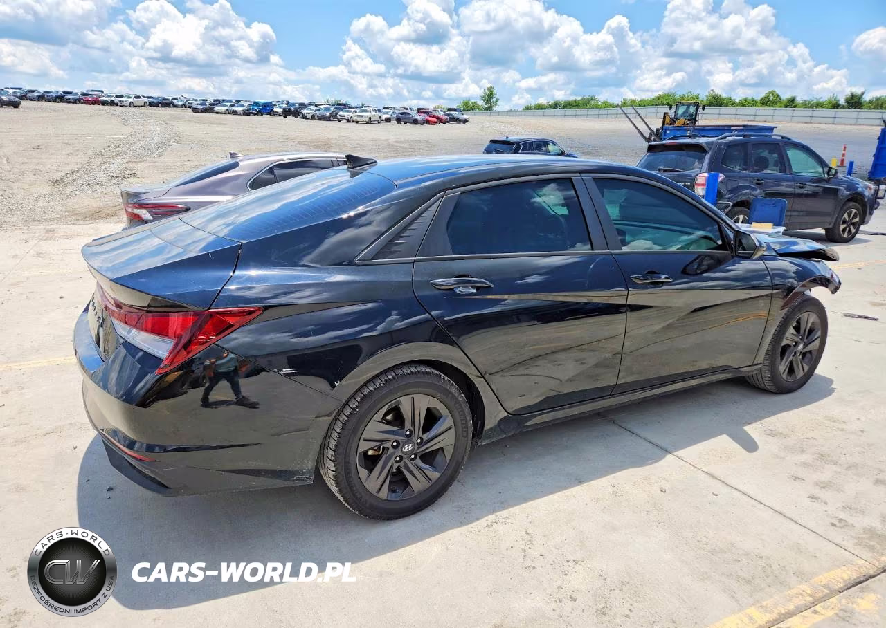 2021 Hyundai Elantra Sel VIN:KMHLM4AG0MU074517 - 3