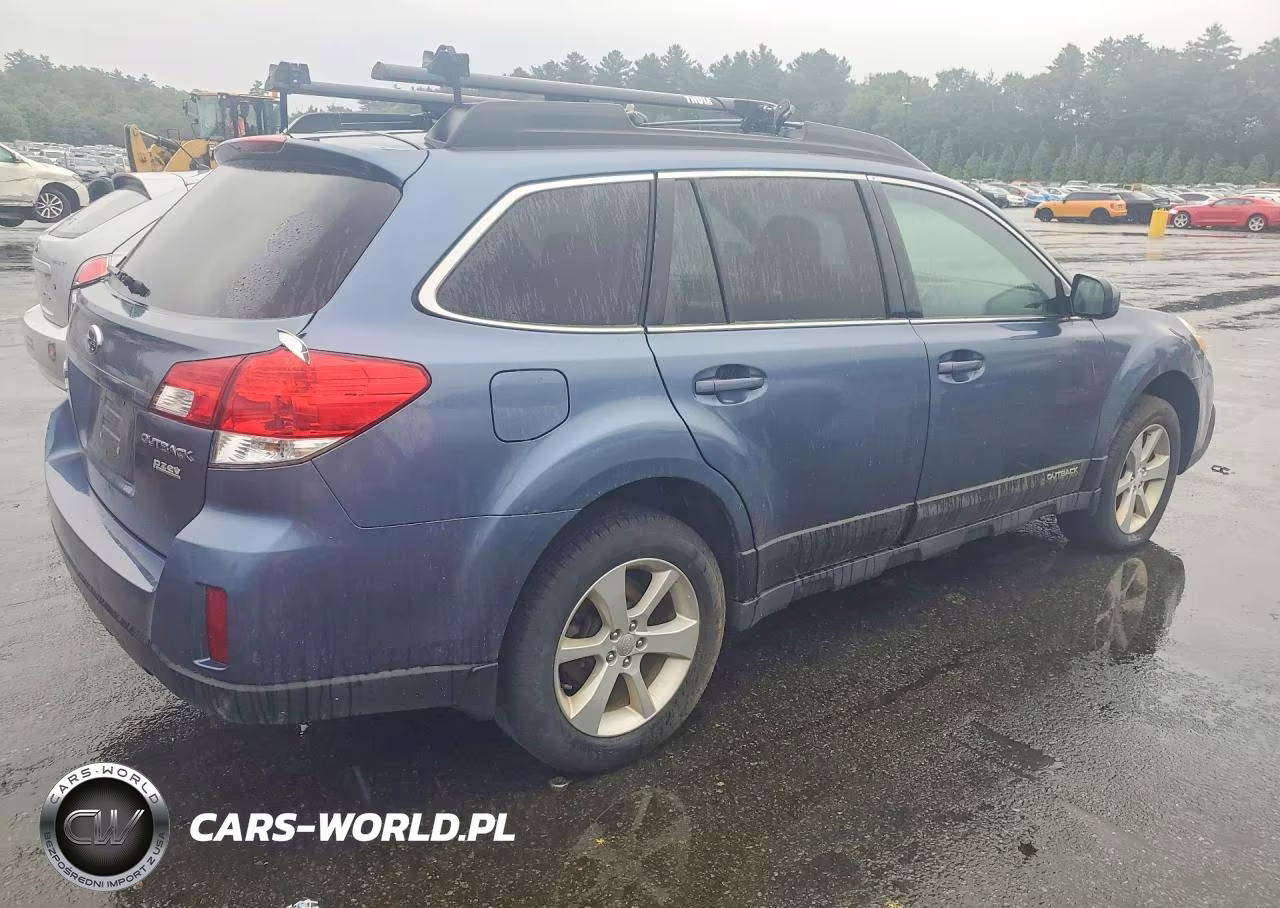 2013 Subaru Outback 2.5I Premium VIN:4S4BRBCC2D3281928 - 3