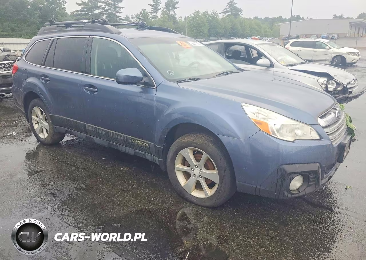 2013 Subaru Outback 2.5I Premium VIN:4S4BRBCC2D3281928 - 4