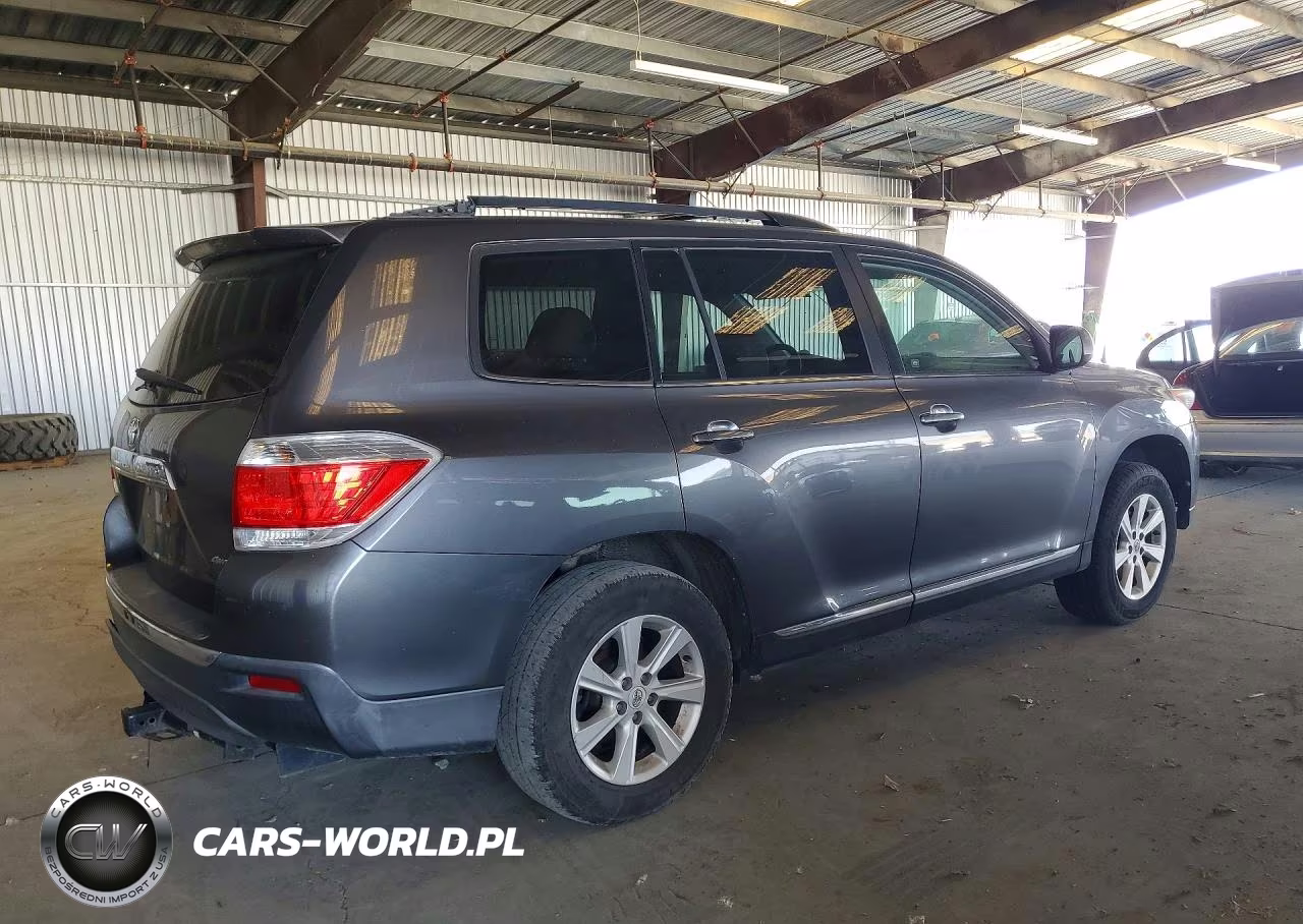 2011 Toyota Highlander Se VIN:5TDBK3EH9BS065707 - 3