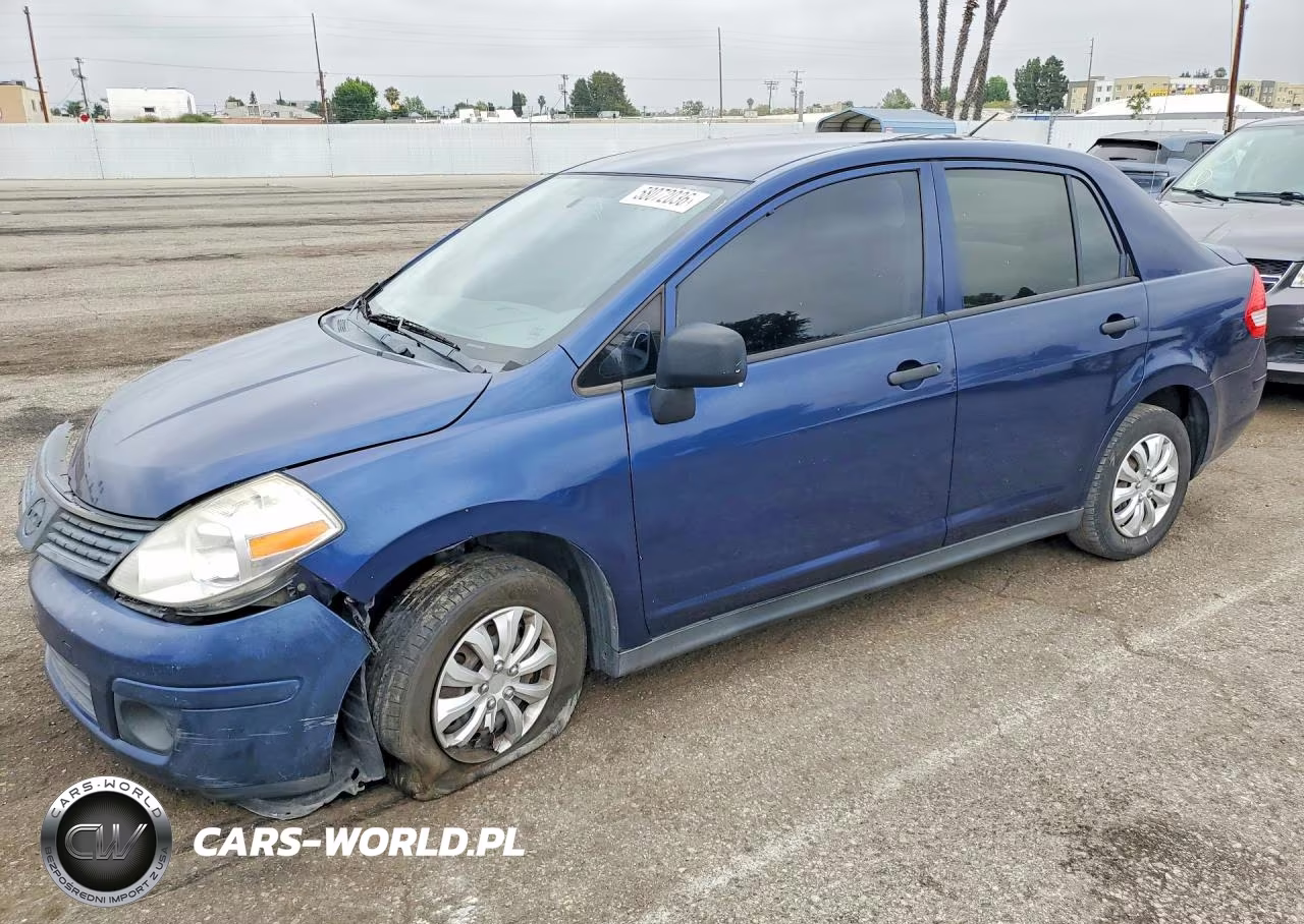 2011 Nissan Versa 1.6 Base