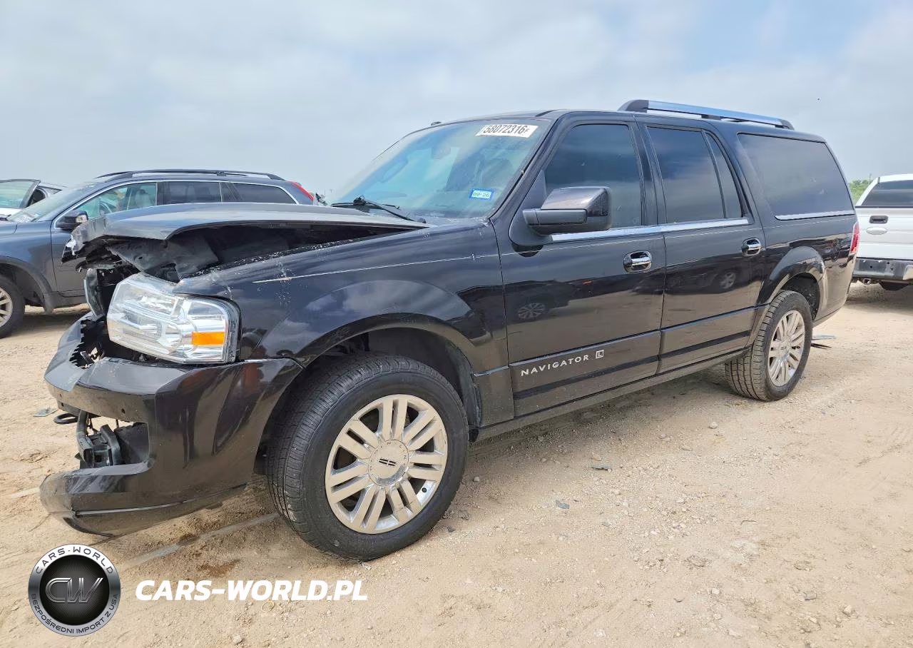 2013 Lincoln Navigator L