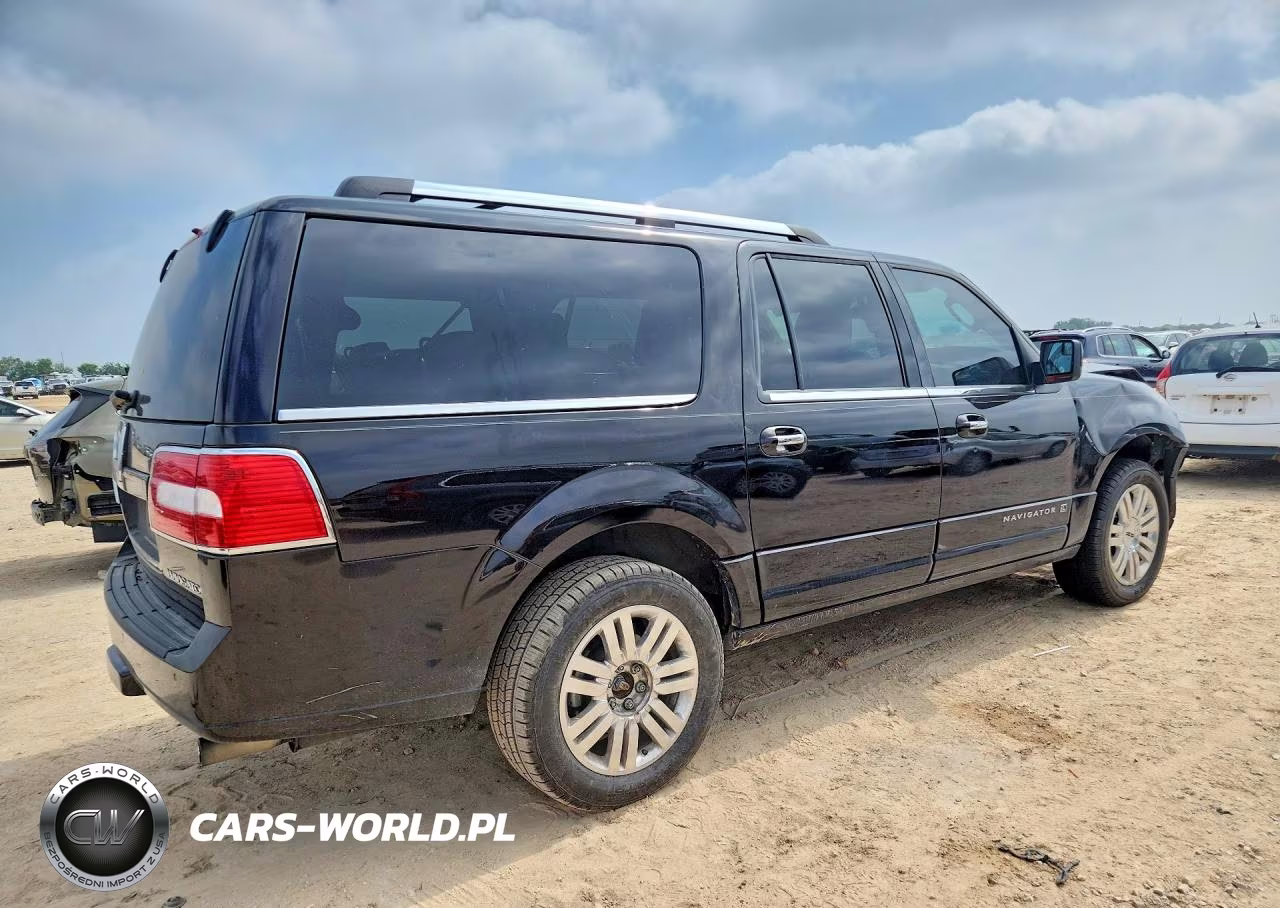 2013 Lincoln Navigator L VIN:5LMJJ3H57DEL04205 - 3