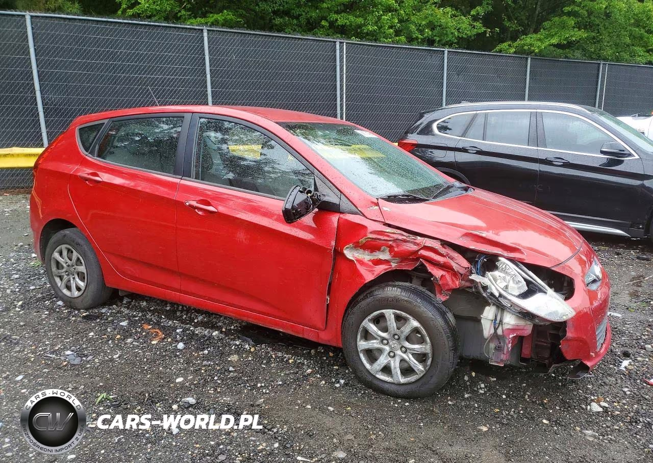2014 Hyundai Accent Gs VIN:KMHCT5AE0EU153520 - 4