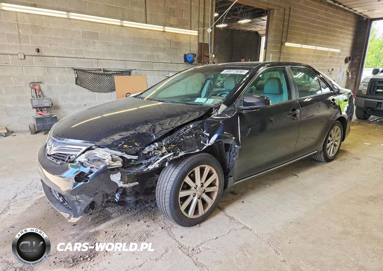 2012 Toyota Camry Xle V6 – zdjęcie 1 z 12