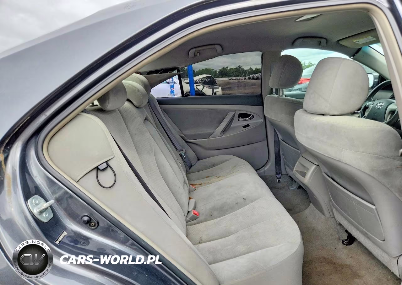 2007 Toyota Camry Le VIN:4T1BE46K57U561268 - 10