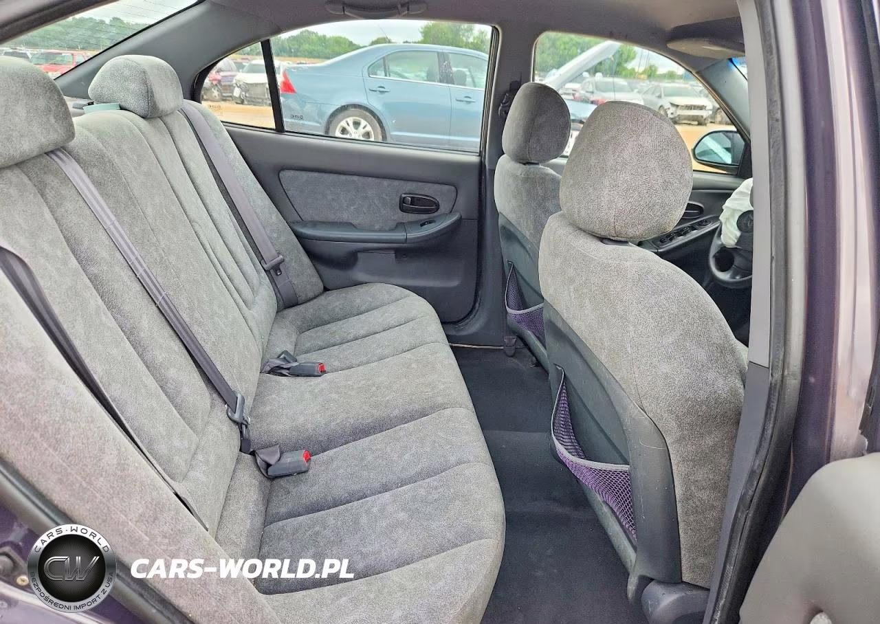 2003 Hyundai Elantra Gls VIN:KMHDN45D03U529513 - 10