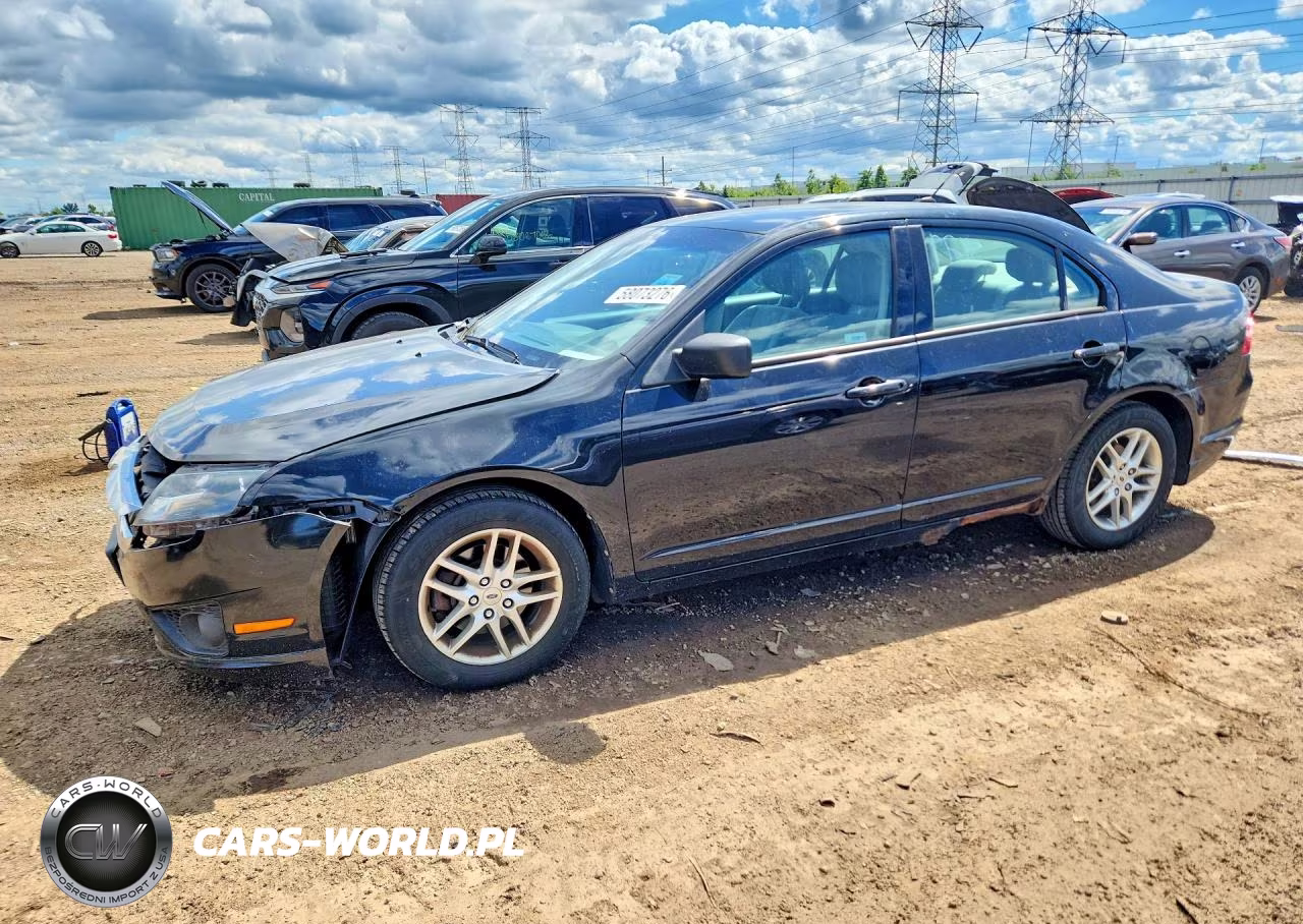 2011 Ford Fusion S VIN:3FAHP0GA8BR125527 - 1