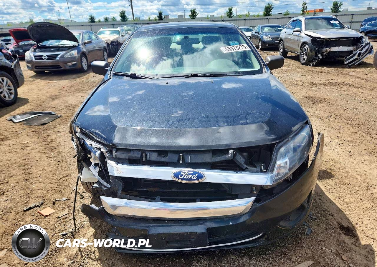 2011 Ford Fusion S VIN:3FAHP0GA8BR125527 - 5