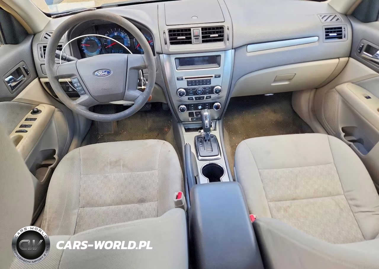 2011 Ford Fusion S VIN:3FAHP0GA8BR125527 - 8