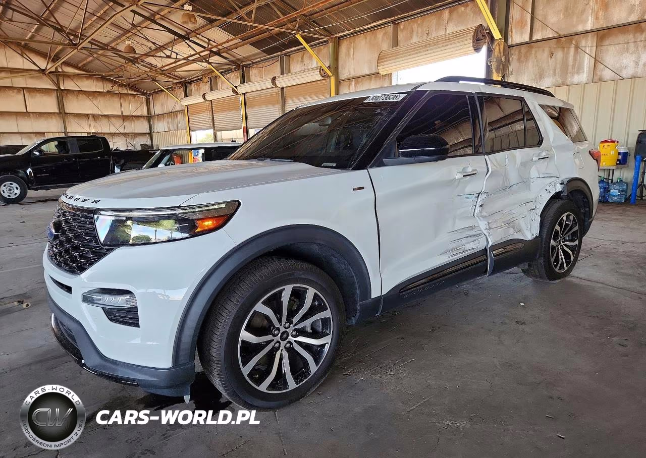 2022 Ford Explorer St-Line – zdjęcie 1 z 13