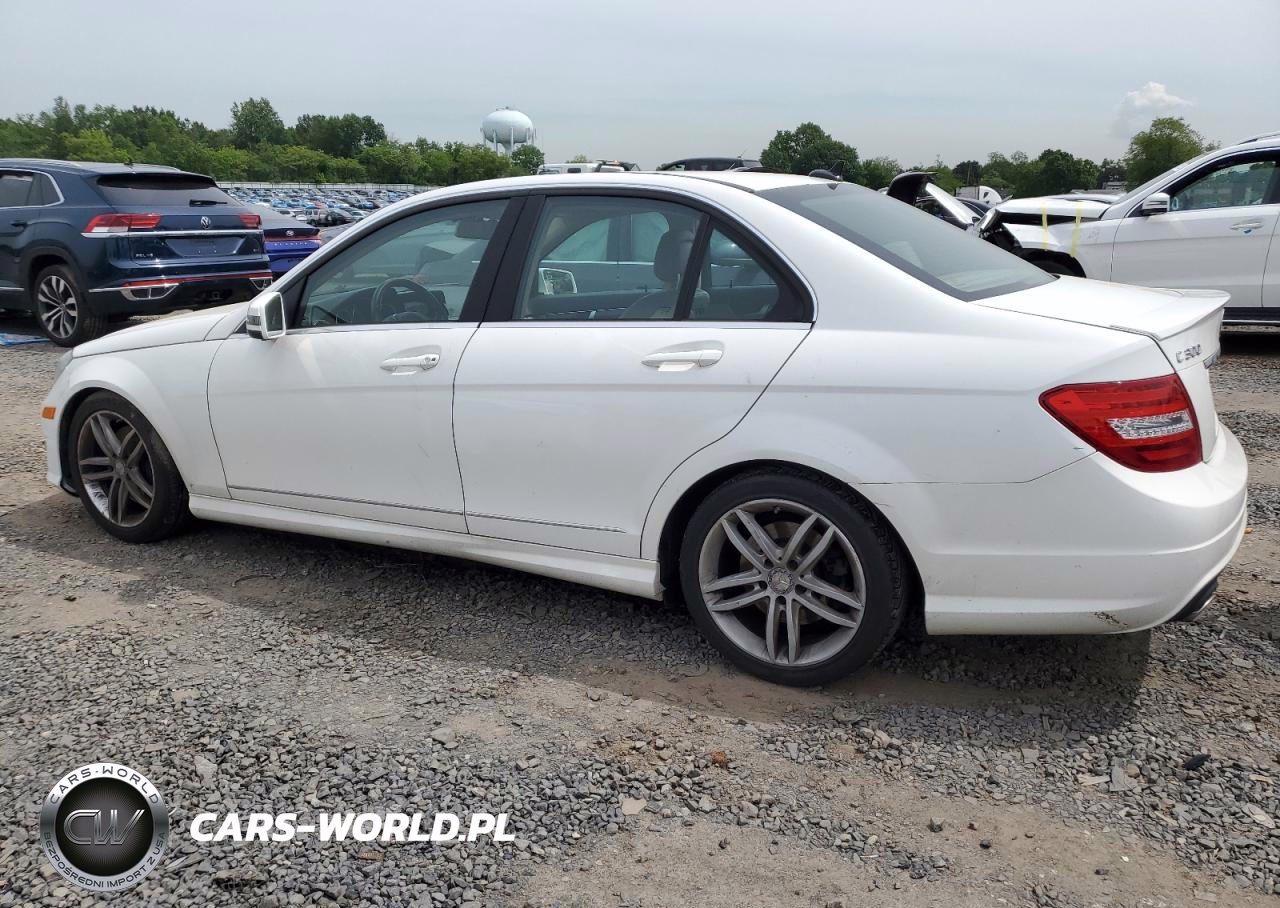 2013 Mercedes-Benz C 300 4Matic VIN:WDDGF8AB3DR271699 - 2