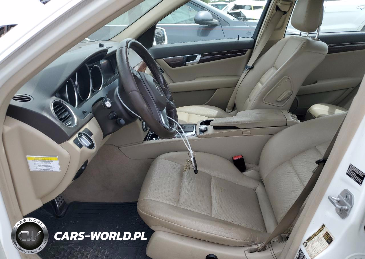 2013 Mercedes-Benz C 300 4Matic VIN:WDDGF8AB3DR271699 - 7