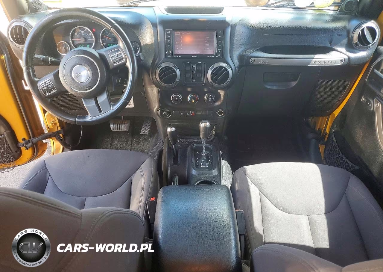 2014 Jeep Wrangler Unlimited Sport VIN:1C4BJWDG1EL276774 - 8