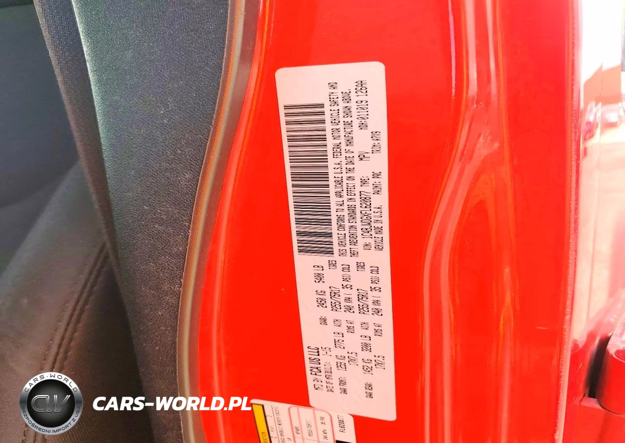 2015 Jeep Wrangler Unlimited Sport VIN:1C4BJWDGXFL620877 - 12