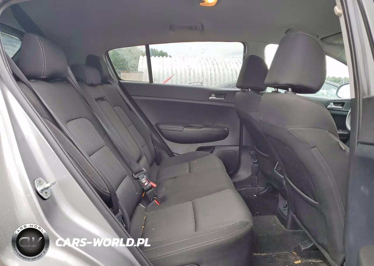 2020 Kia Sportage Lx VIN:KNDPMCAC2L7838197 - 11