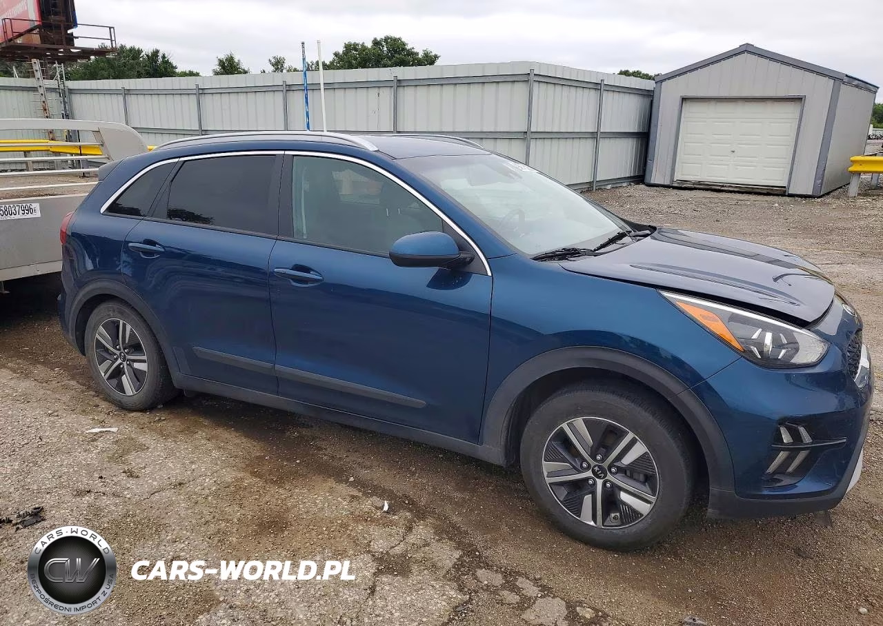 2020 Kia Niro Lxs VIN:KNDCB3LC9L5438912 - 4