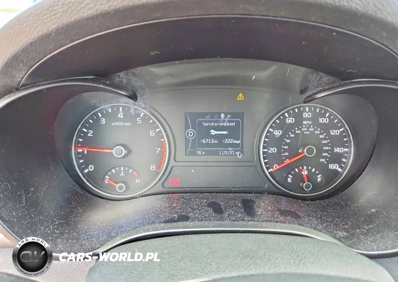 2018 Kia Optima Lx VIN:5XXGT4L34JG214413 - 9