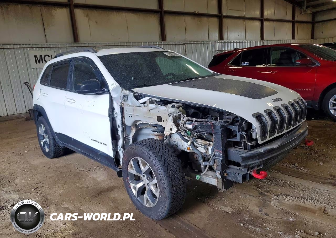 2015 Jeep Cherokee Trailhawk VIN:1C4PJMBS5FW777135 - 4