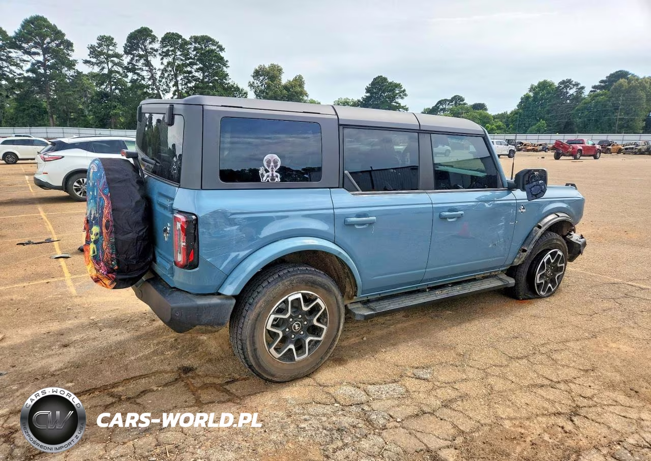 2023 Ford Bronco Base VIN:1FMEE5BP3PLC16752 - 3