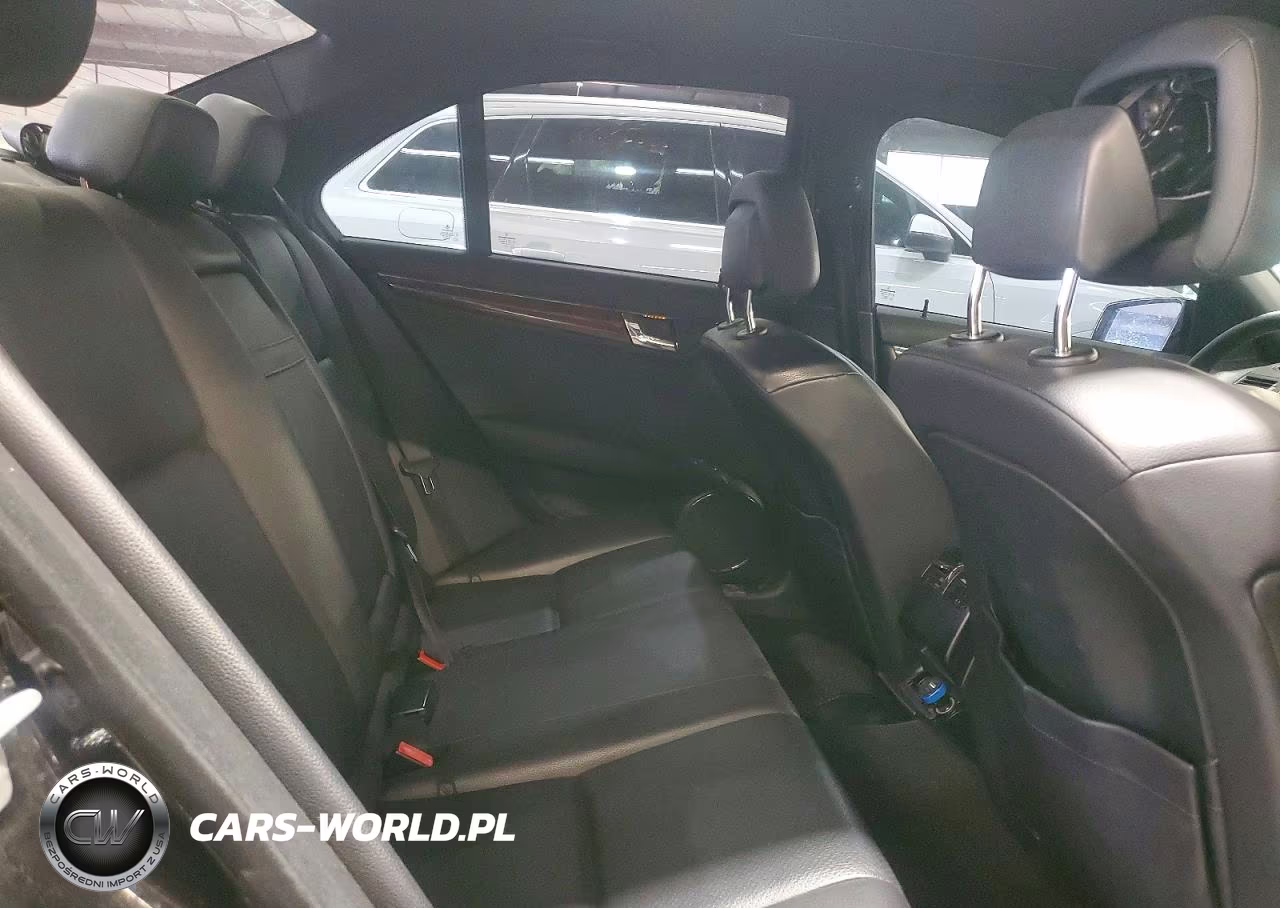 2011 Mercedes-Benz C 300 4Matic VIN:WDDGF8BB1BR183603 - 10