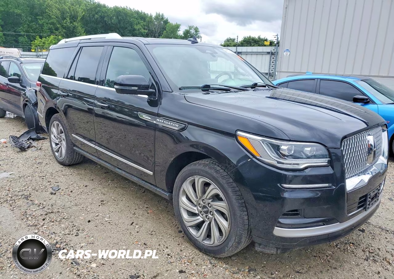2022 Lincoln Navigator Reserve VIN:5LMJJ2LT2NEL08177 - 4