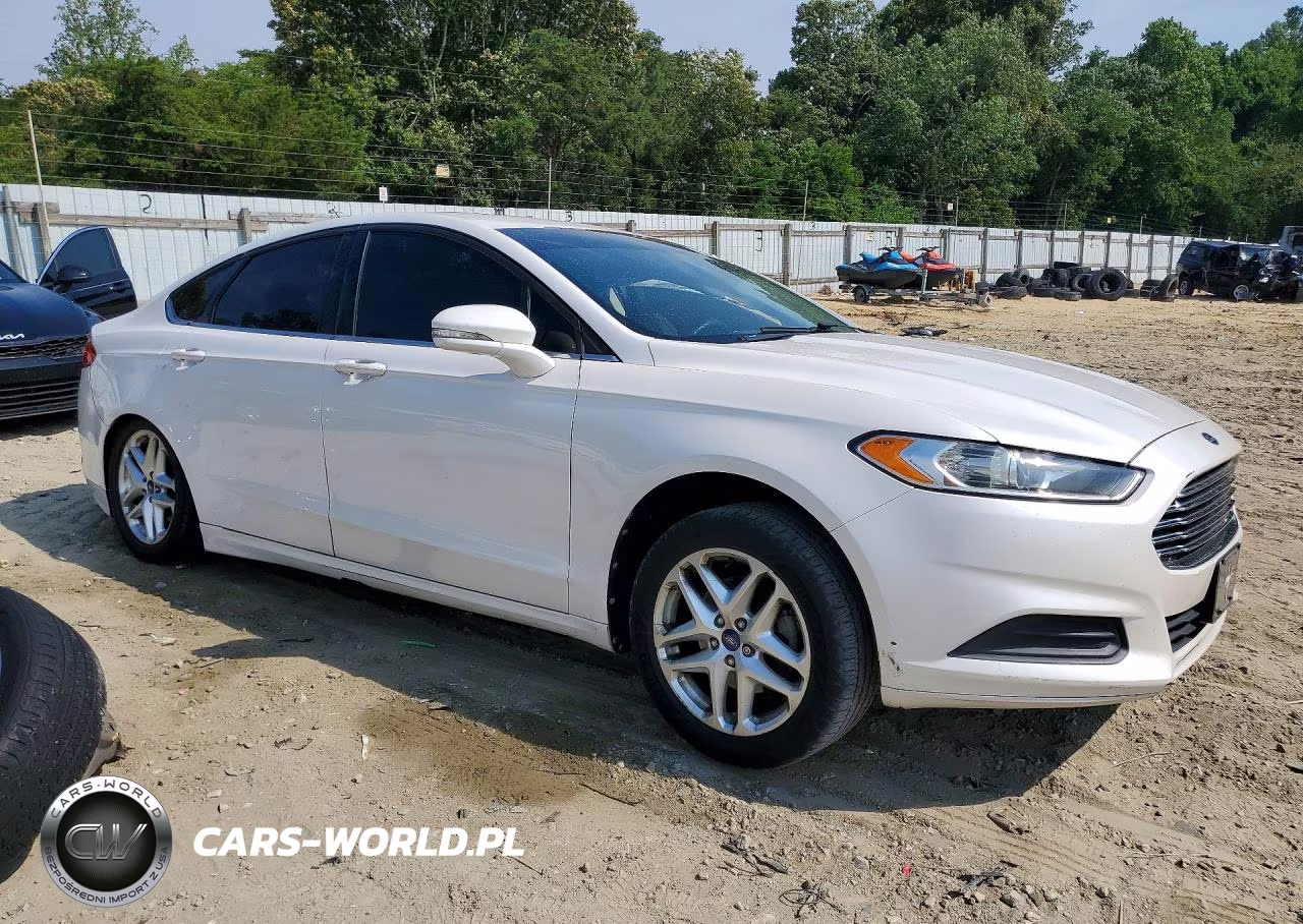 2013 Ford Fusion Se VIN:3FA6P0HR5DR130487 - 4