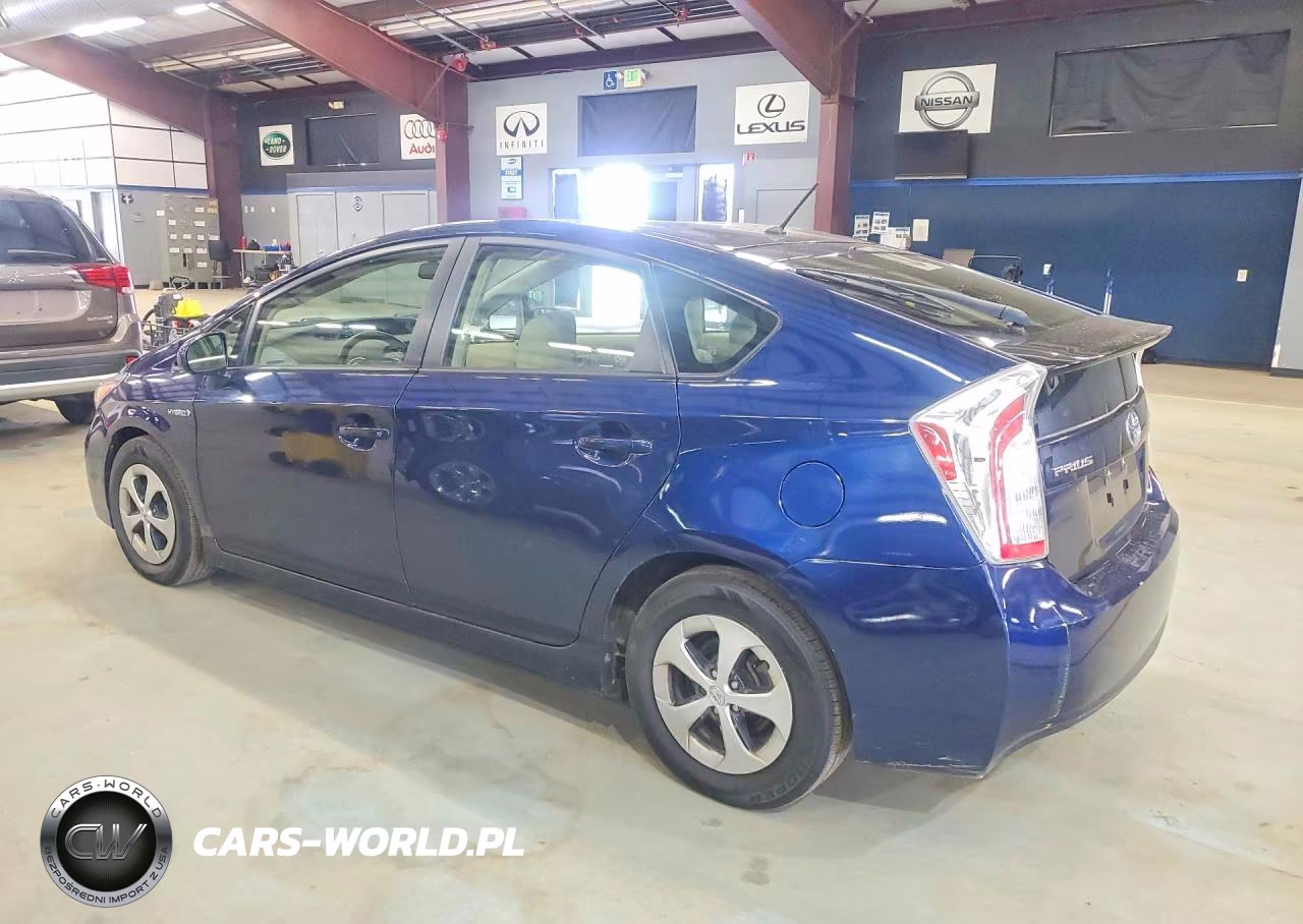 2014 Toyota Prius Two VIN:JTDKN3DU5E0387239 - 2