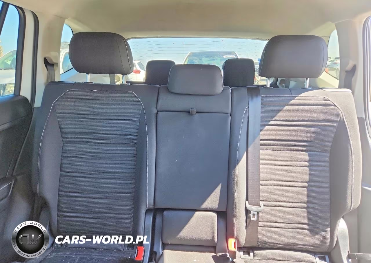 2024 Volkswagen Tiguan S VIN:3VVRB7AX8RM177204 - 10