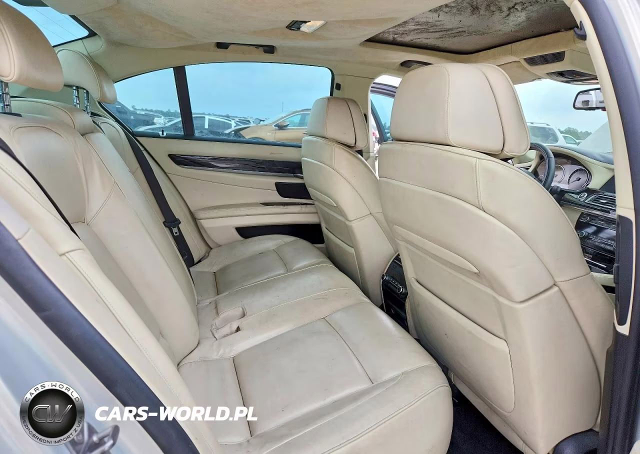 2011 BMW 740 I VIN:WBAKA4C56BC612674 - 10
