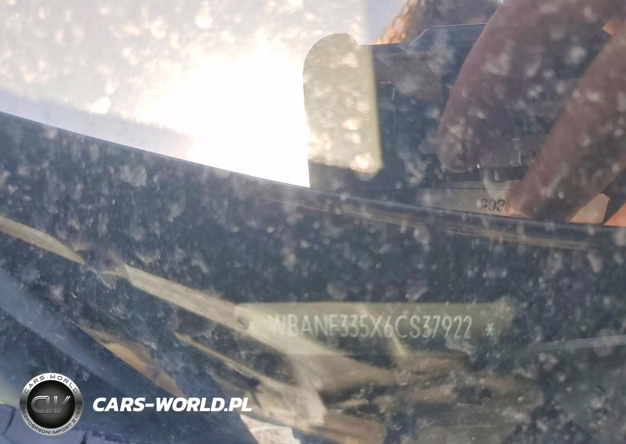 2006 BMW 525 Xi VIN:WBANF335X6CS37922 - 12