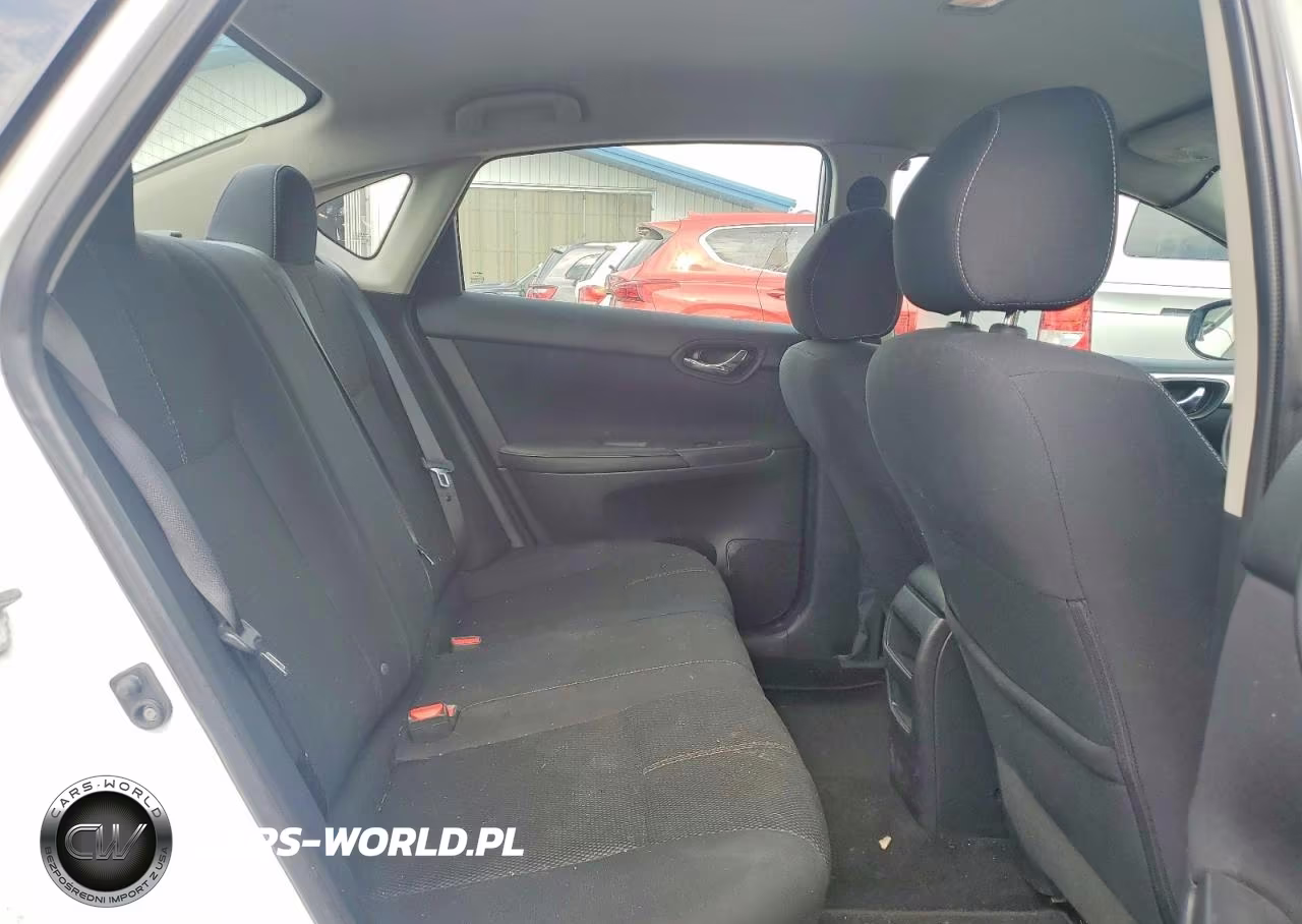 2016 Nissan Sentra S VIN:3N1AB7AP8GY303419 - 10