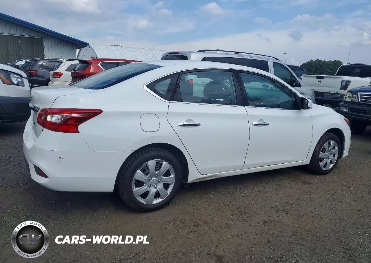 2016 Nissan Sentra S VIN:3N1AB7AP8GY303419 - 3