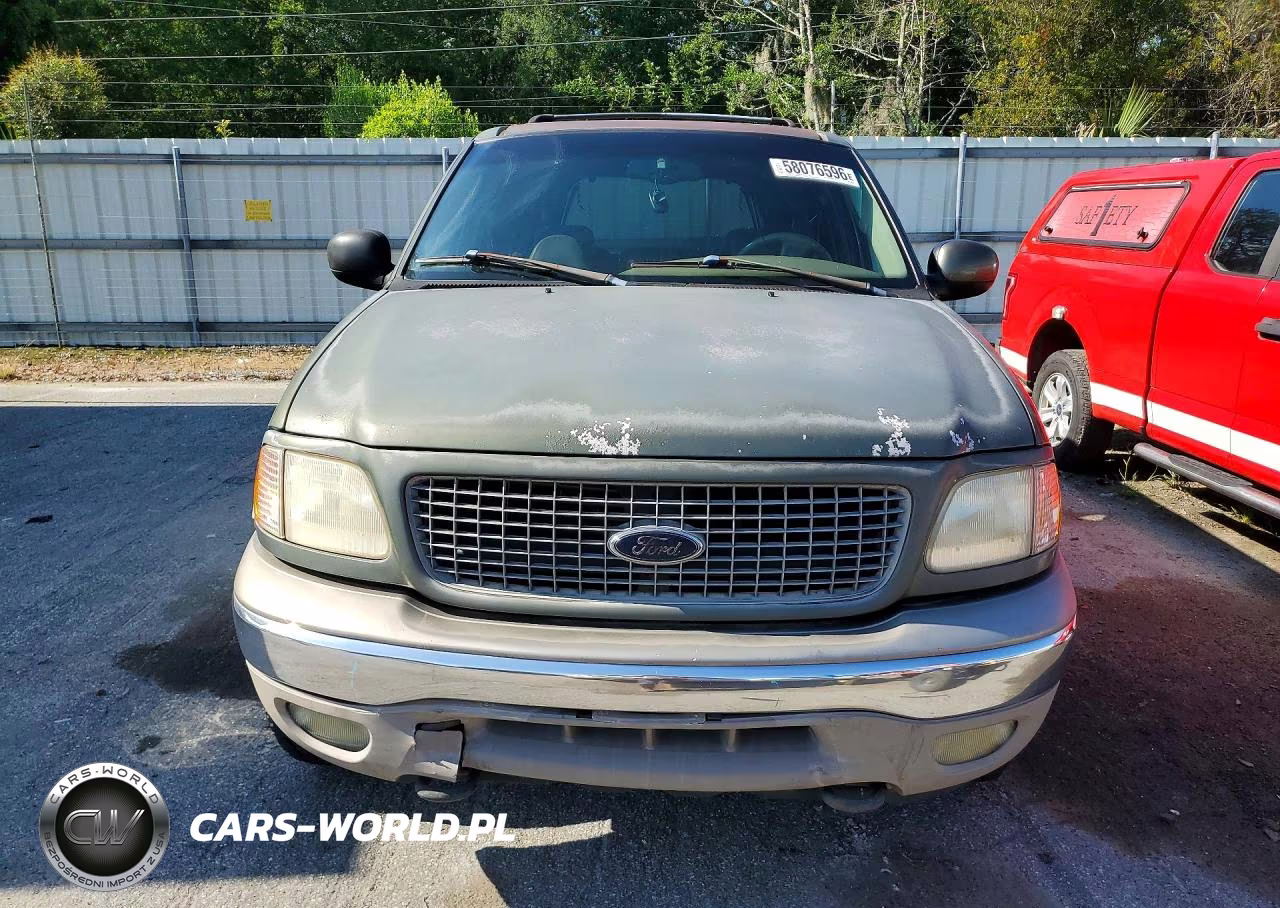 2000 Ford Expedition Eddie Bauer VIN:1FMPU18L3YLB02325 - 5