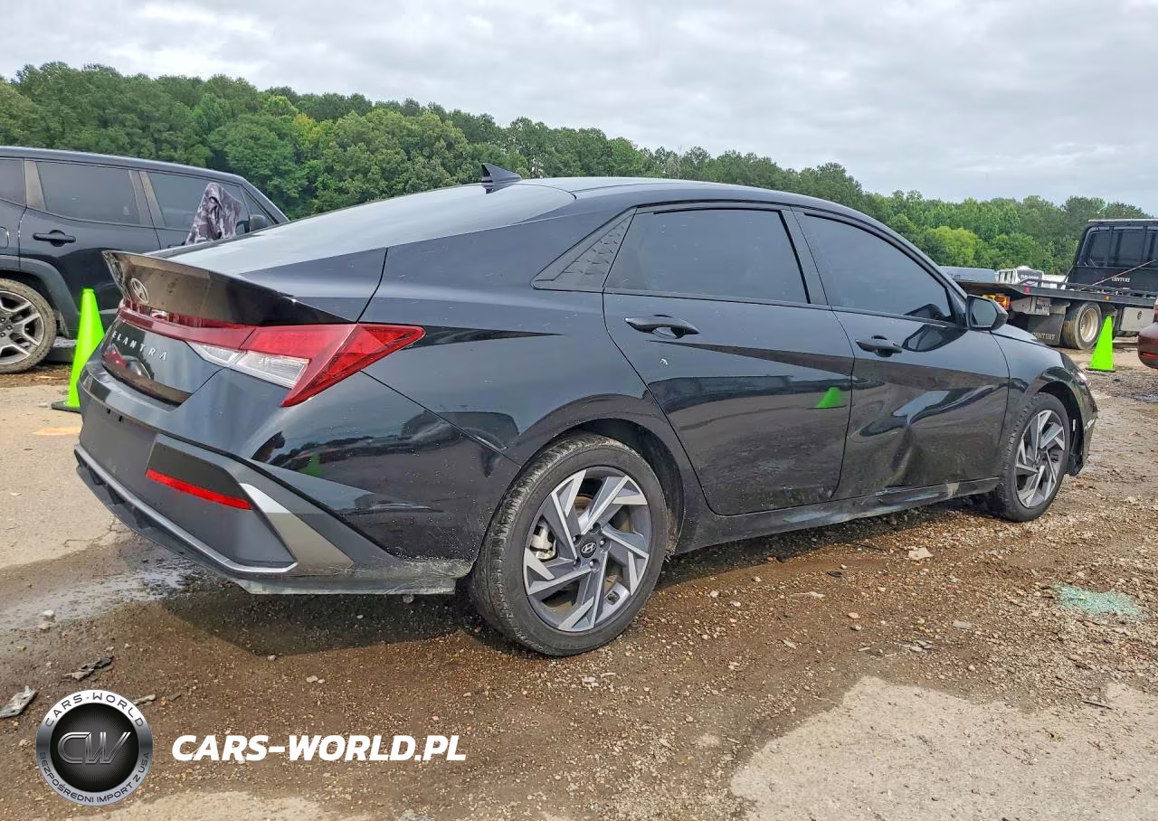 2025 Hyundai Elantra Sel Sport VIN:KMHLM4DG0SU069116 - 3