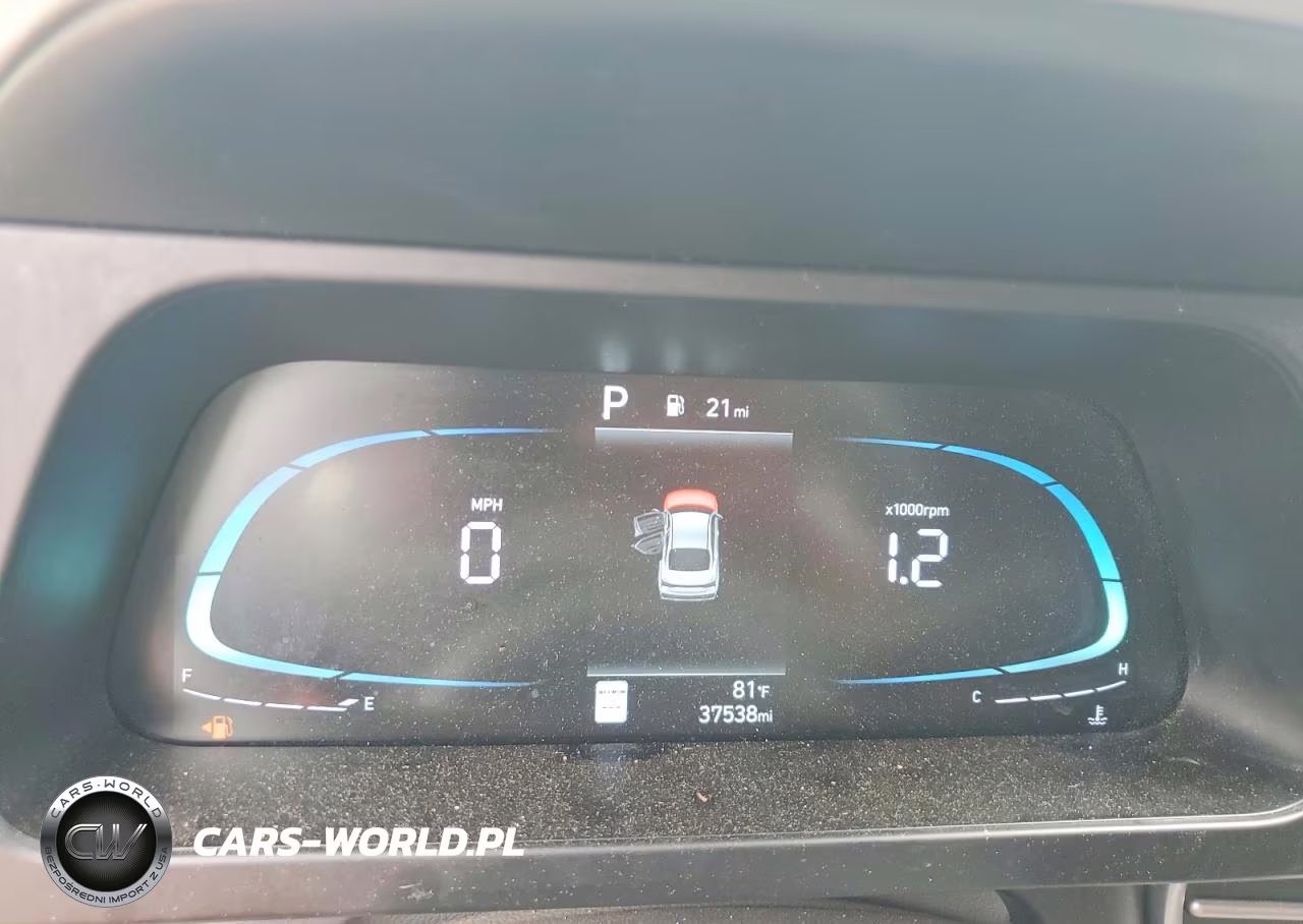 2025 Hyundai Elantra Sel Sport VIN:KMHLM4DG0SU069116 - 9