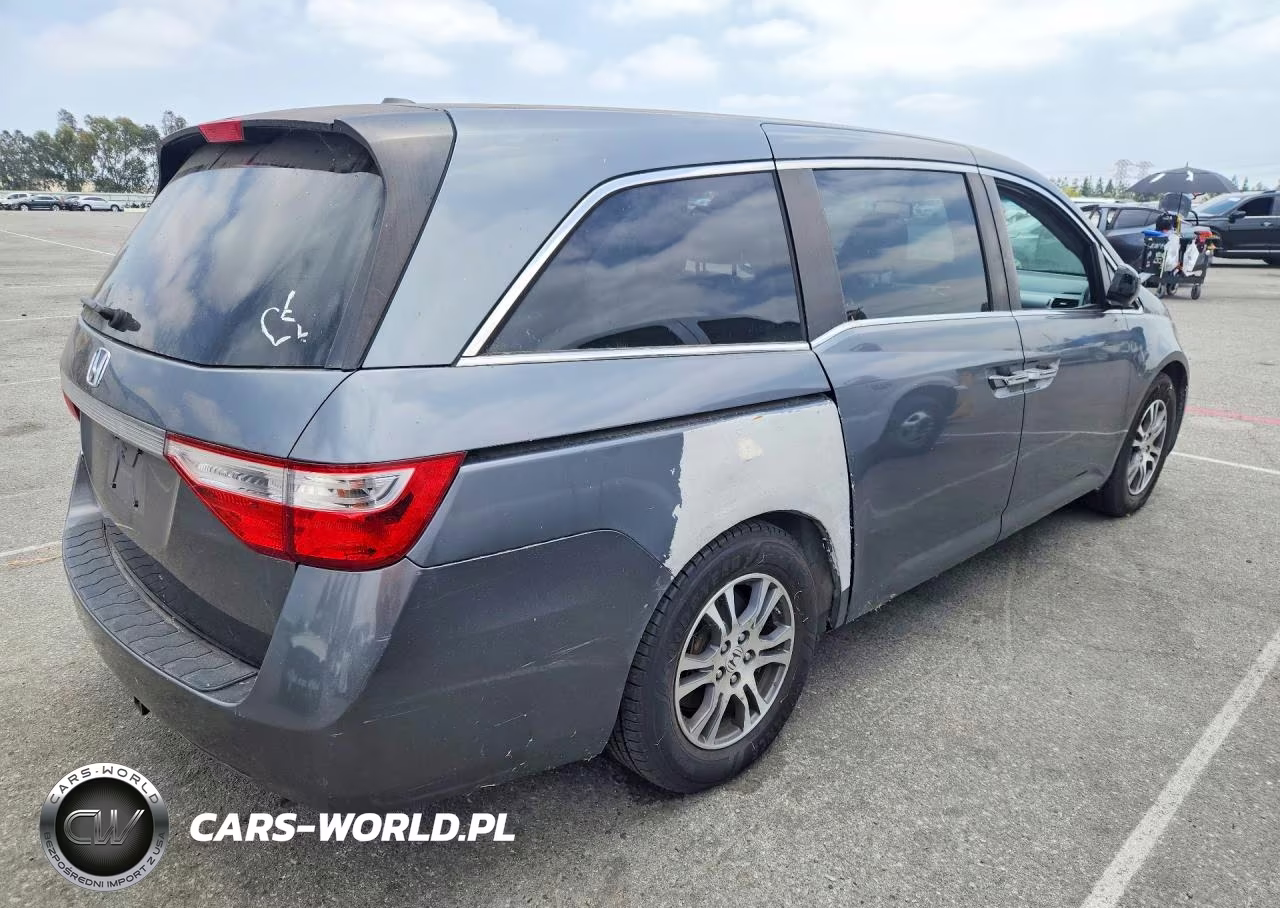 2012 Honda Odyssey Exl VIN:5FNRL5H65CB107474 - 3