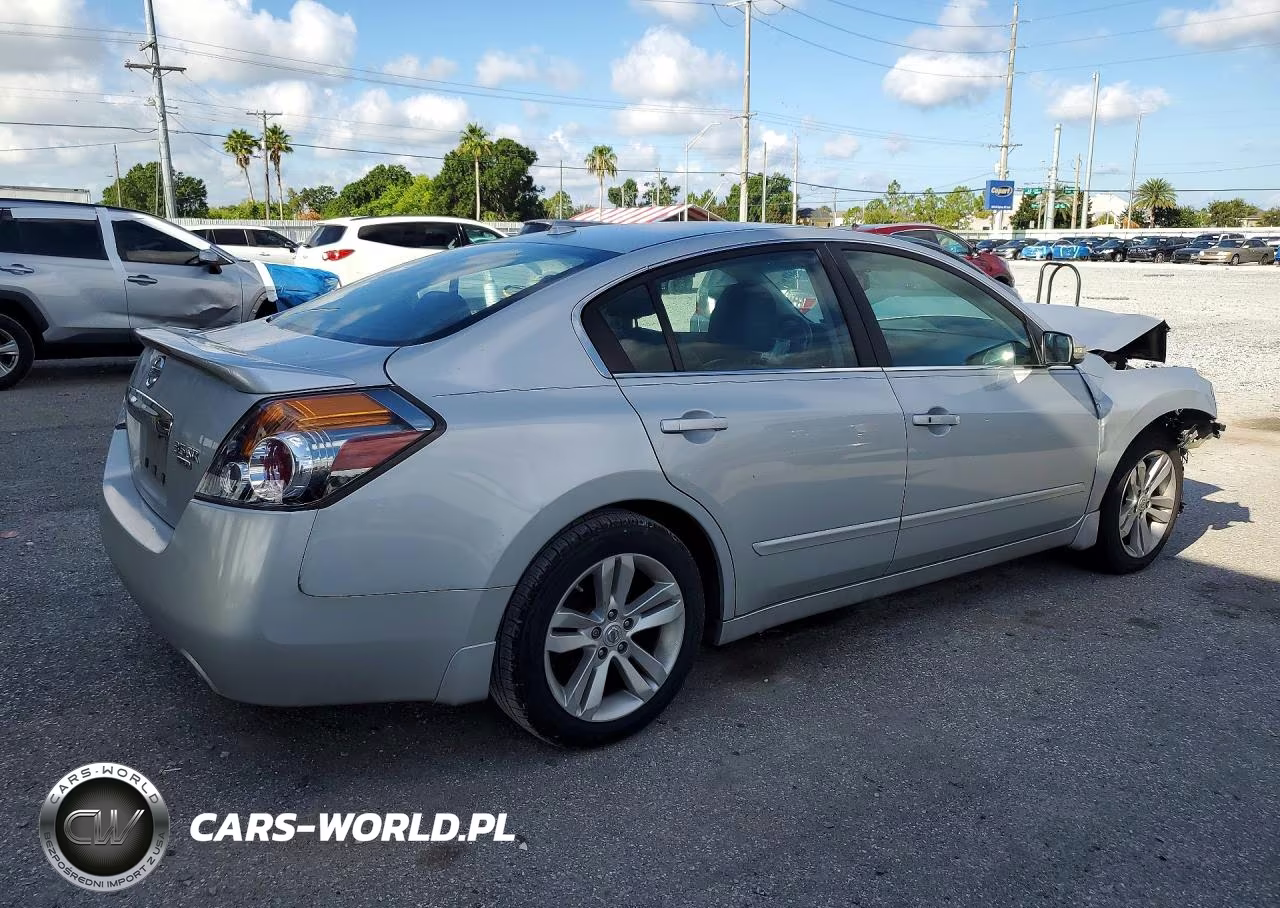 2011 Nissan Altima Sr VIN:1N4BL2AP4BN503050 - 3