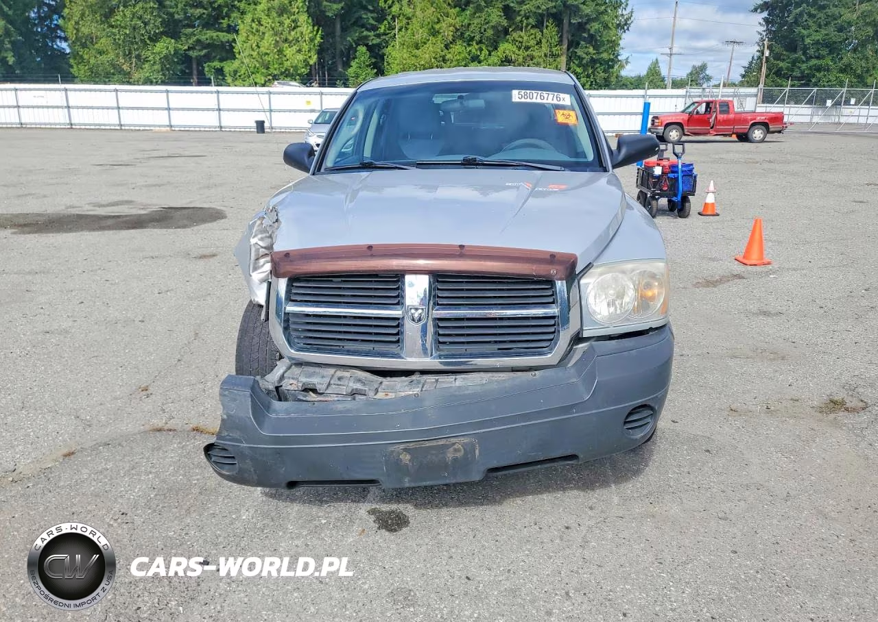 2007 Dodge Dakota Quad VIN:1D7HW28K07S144364 - 5