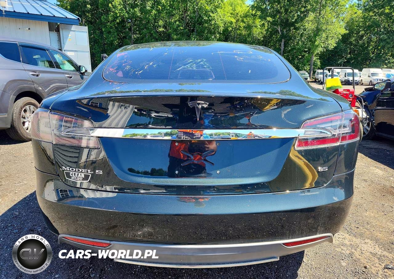 2013 Tesla Model S VIN:5YJSA1DN5DFP09094 - 6