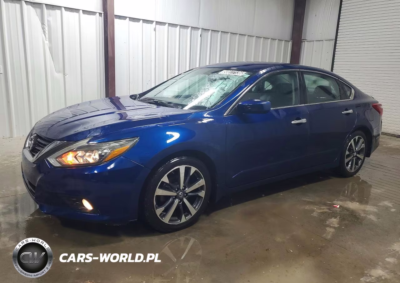2017 Nissan Altima 2.5 Sr – zdjęcie 1 z 12