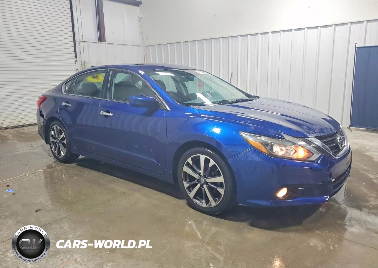 2017 Nissan Altima 2.5 Sr VIN:1N4AL3AP9HC129900 - 4