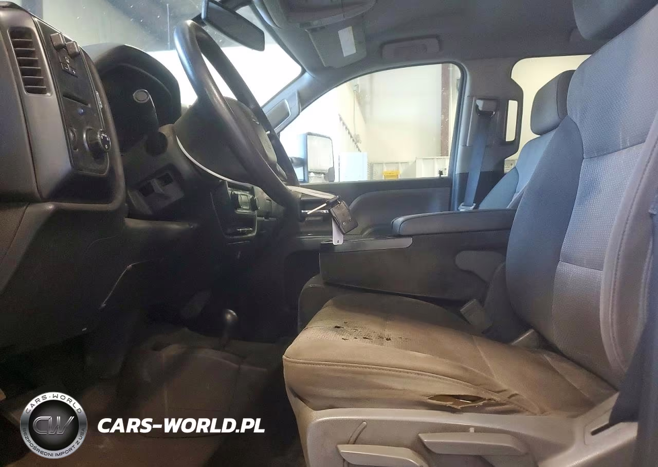 2018 Chevrolet Silverado K2500 Heavy Duty VIN:1GC1KUEG0JF117507 - 7