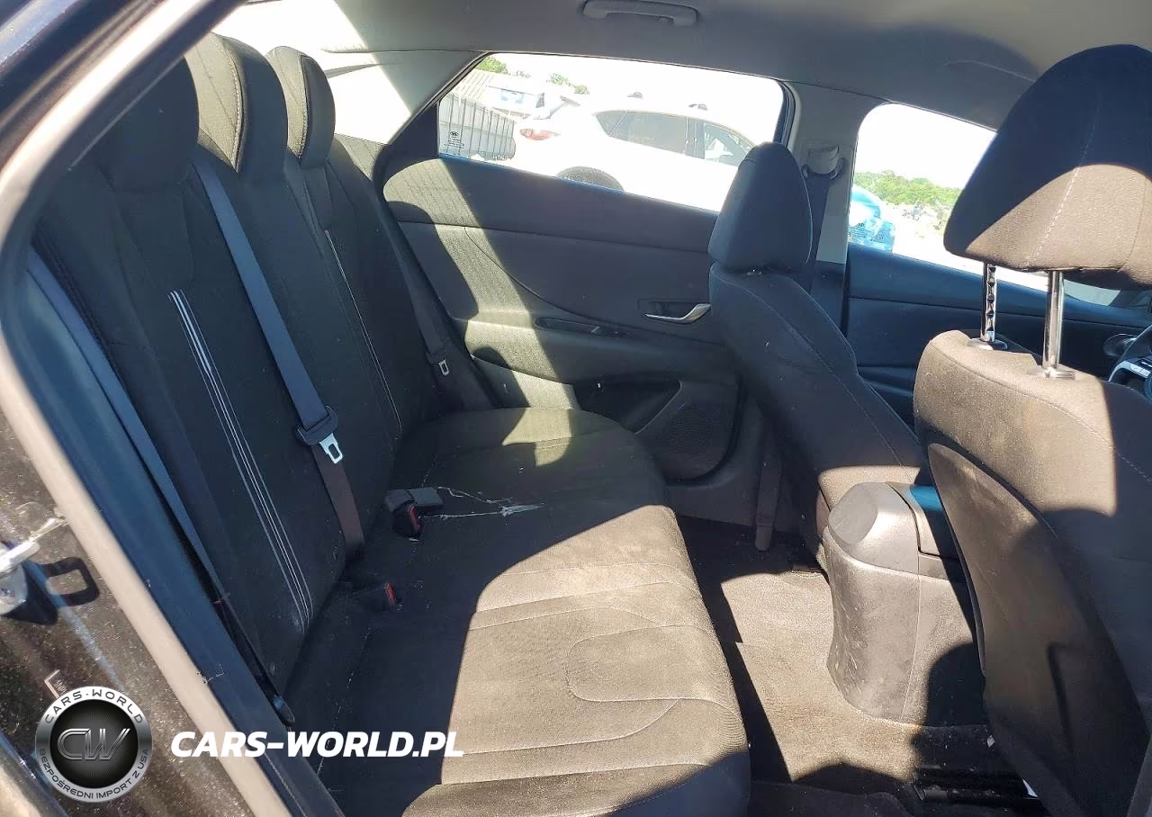 2021 Hyundai Elantra Sel VIN:5NPLM4AG6MH044341 - 10