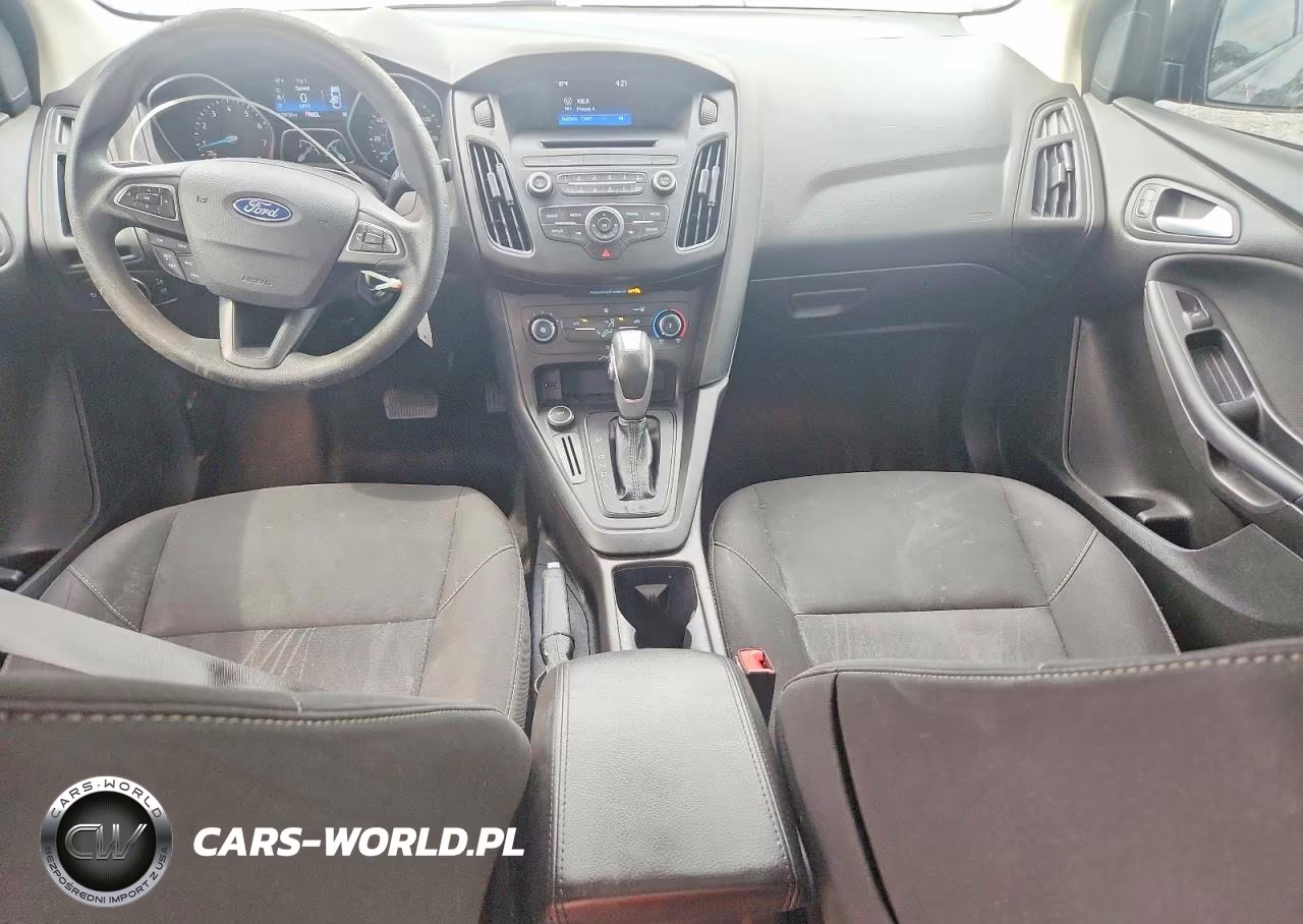 2016 Ford Focus Se VIN:1FADP3F25GL381737 - 8